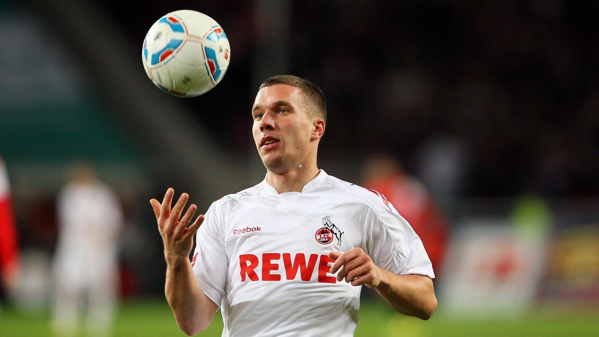 阿尔及利亚与尼日利亚激战后续,赛场冲突引爆情绪,齐达内之子卢卡激动回应